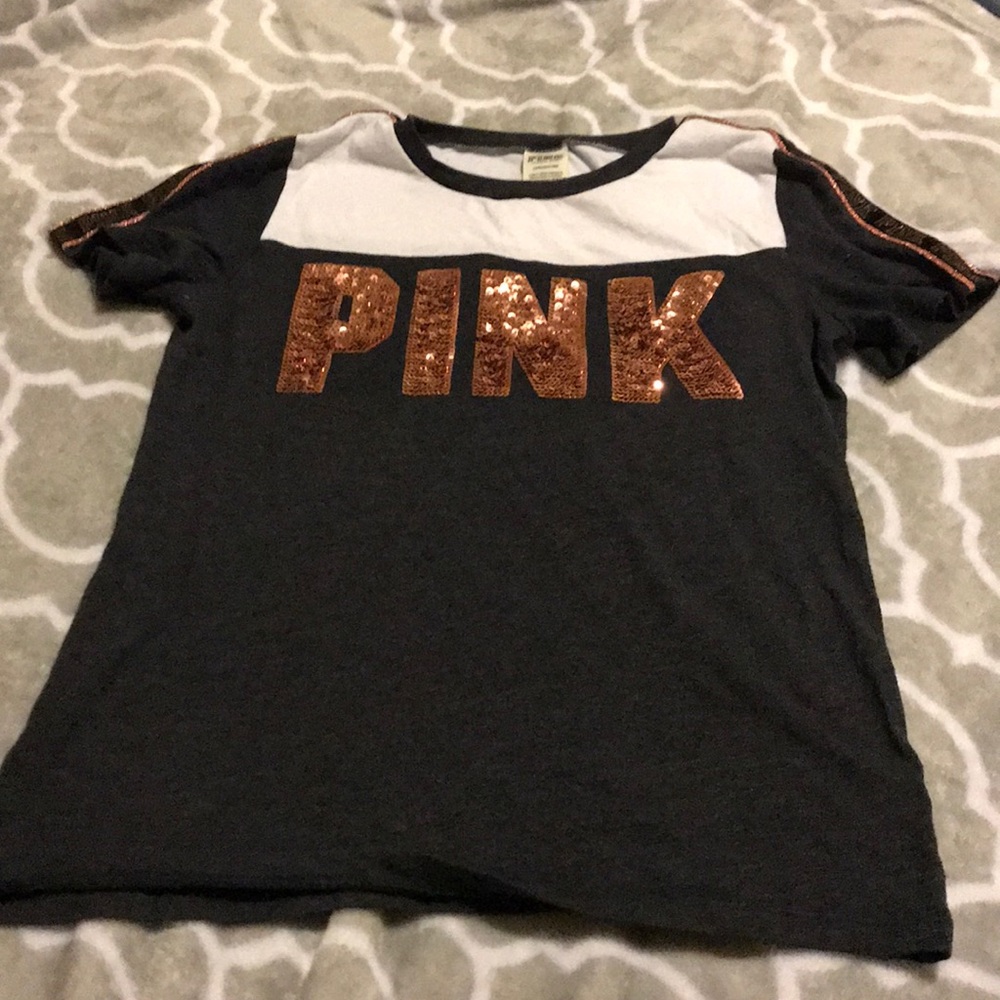 Pink tshirt